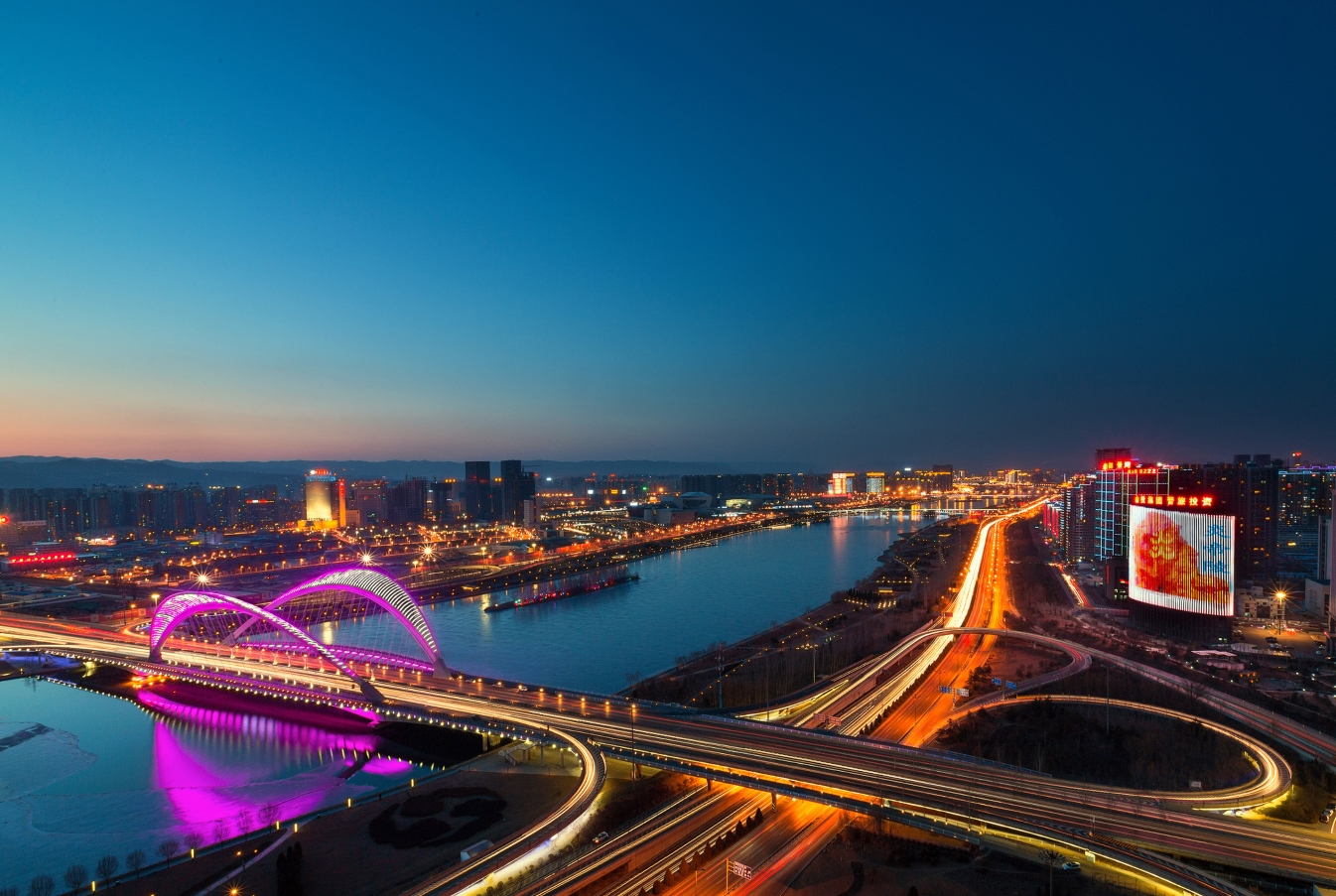 太原，古韵与现代交织的太原画卷